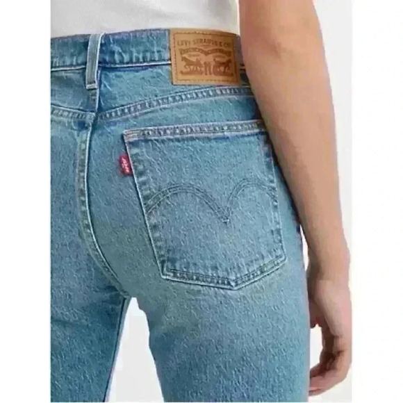 NWT- Levi's Premium Wedgie Straight High Rise Jeans Sz 26 - Picture 4 of 9